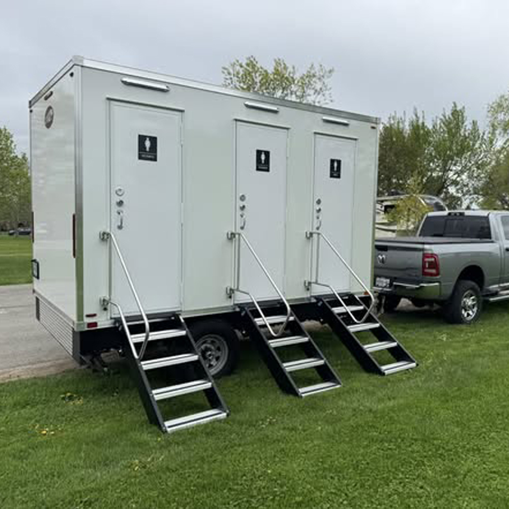 Mobile Toilet Trailer Luxury 3 – Outdoor Camping Rentals Bewertung und Preis